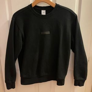 Black zara crewneck. Casual wear
